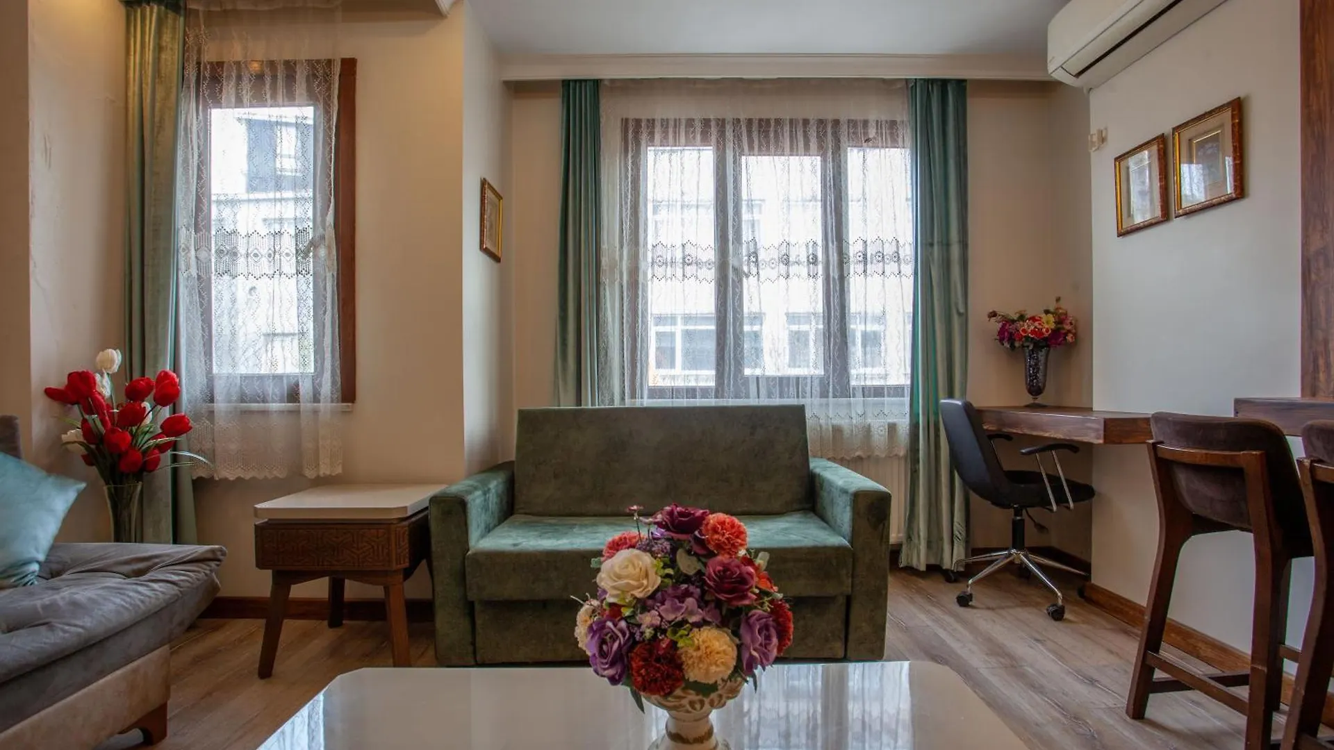 Апартаменты Super House 75 Mt 2 Bedrooms 1 Living Room Istanbul Center Турция