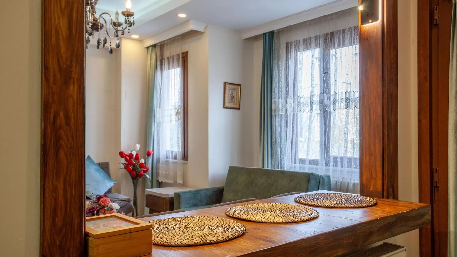 Super House 75 Mt 2 Bedrooms 1 Living Room Istanbul Center Турция